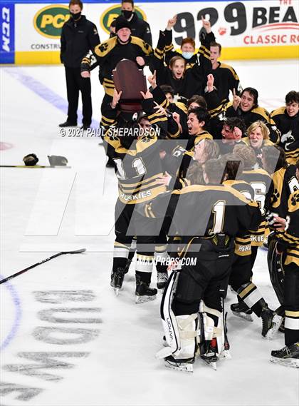 Thumbnail 2 in Crested Butte vs. Battle Mountain (CHSAA 4A Final) photogallery.