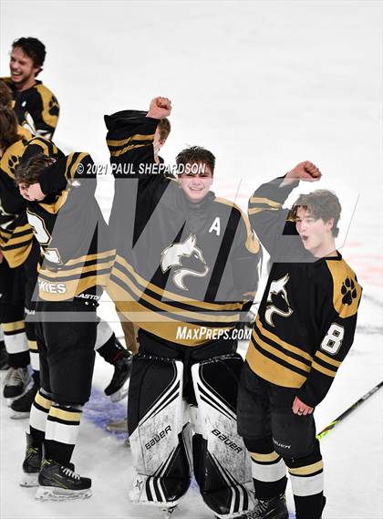 Thumbnail 1 in Crested Butte vs. Battle Mountain (CHSAA 4A Final) photogallery.