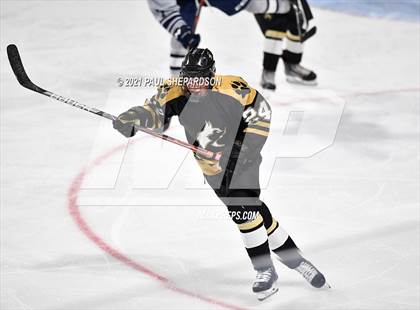 Thumbnail 3 in Crested Butte vs. Battle Mountain (CHSAA 4A Final) photogallery.