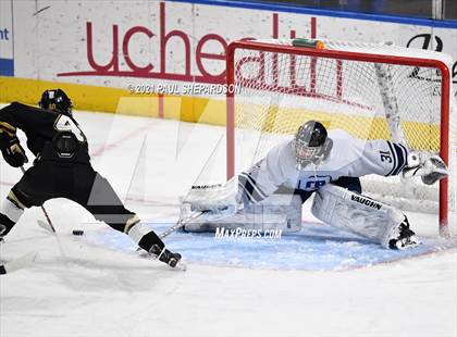 Thumbnail 3 in Crested Butte vs. Battle Mountain (CHSAA 4A Final) photogallery.