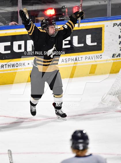 Thumbnail 2 in Crested Butte vs. Battle Mountain (CHSAA 4A Final) photogallery.