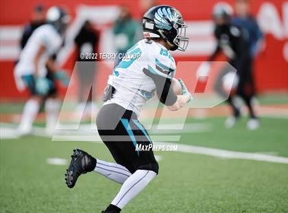 Thumbnail 3 in Corner Canyon vs. Farmington (UHSAA 6A Semifinal) photogallery.