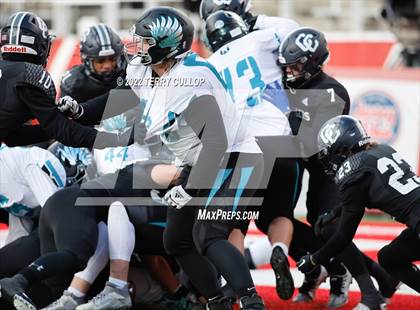 Thumbnail 1 in Corner Canyon vs. Farmington (UHSAA 6A Semifinal) photogallery.