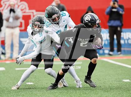Thumbnail 1 in Corner Canyon vs. Farmington (UHSAA 6A Semifinal) photogallery.