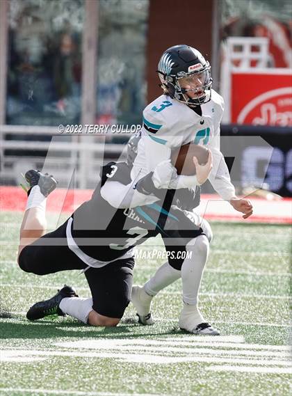 Thumbnail 1 in Corner Canyon vs. Farmington (UHSAA 6A Semifinal) photogallery.