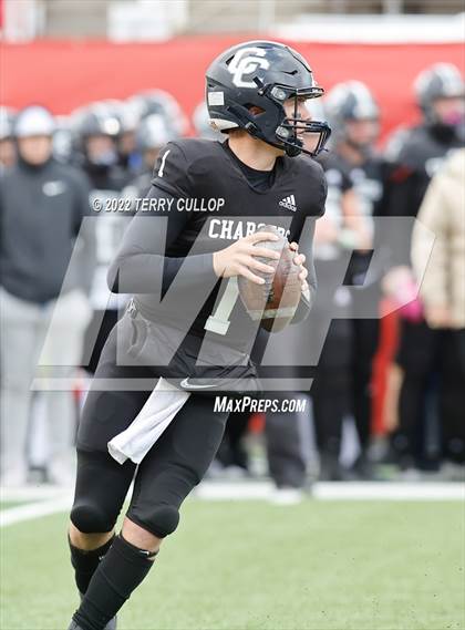 Thumbnail 3 in Corner Canyon vs. Farmington (UHSAA 6A Semifinal) photogallery.