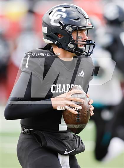Thumbnail 1 in Corner Canyon vs. Farmington (UHSAA 6A Semifinal) photogallery.