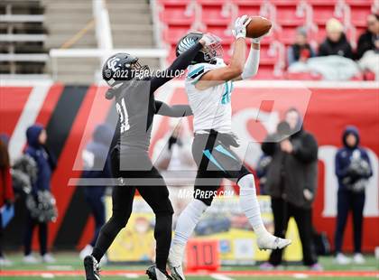 Thumbnail 1 in Corner Canyon vs. Farmington (UHSAA 6A Semifinal) photogallery.