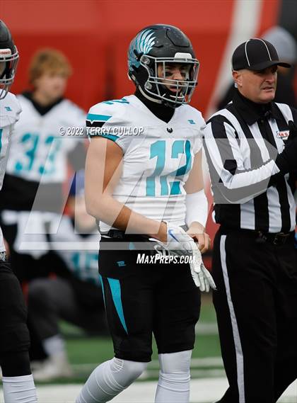 Thumbnail 1 in Corner Canyon vs. Farmington (UHSAA 6A Semifinal) photogallery.