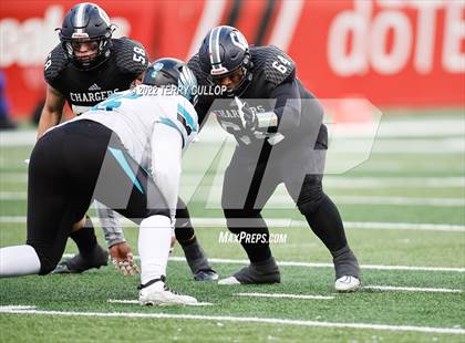 Thumbnail 1 in Corner Canyon vs. Farmington (UHSAA 6A Semifinal) photogallery.
