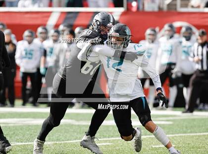 Thumbnail 1 in Corner Canyon vs. Farmington (UHSAA 6A Semifinal) photogallery.