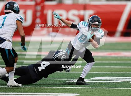 Thumbnail 3 in Corner Canyon vs. Farmington (UHSAA 6A Semifinal) photogallery.
