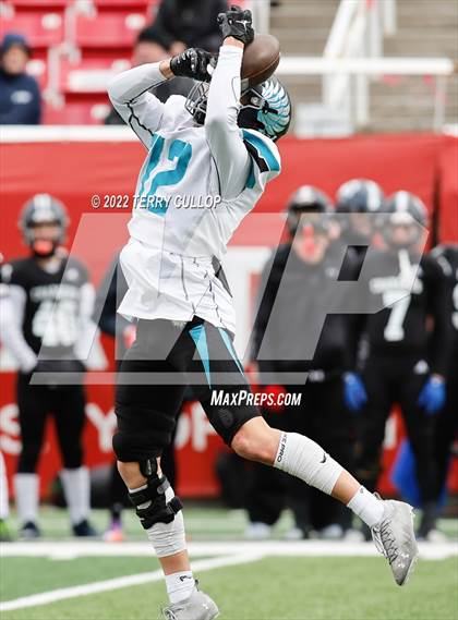 Thumbnail 1 in Corner Canyon vs. Farmington (UHSAA 6A Semifinal) photogallery.