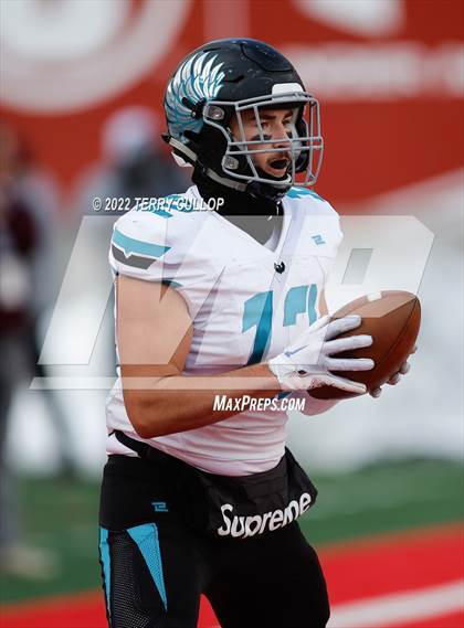 Thumbnail 1 in Corner Canyon vs. Farmington (UHSAA 6A Semifinal) photogallery.