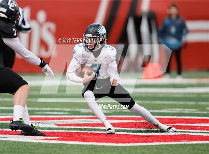 Thumbnail 3 in Corner Canyon vs. Farmington (UHSAA 6A Semifinal) photogallery.