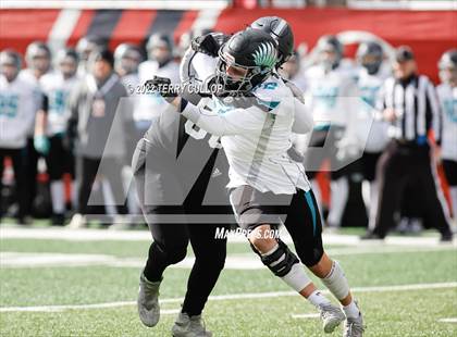 Thumbnail 3 in Corner Canyon vs. Farmington (UHSAA 6A Semifinal) photogallery.