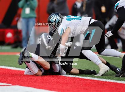 Thumbnail 3 in Corner Canyon vs. Farmington (UHSAA 6A Semifinal) photogallery.