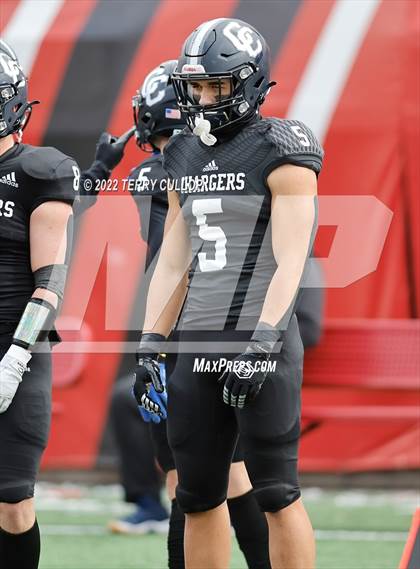 Thumbnail 2 in Corner Canyon vs. Farmington (UHSAA 6A Semifinal) photogallery.