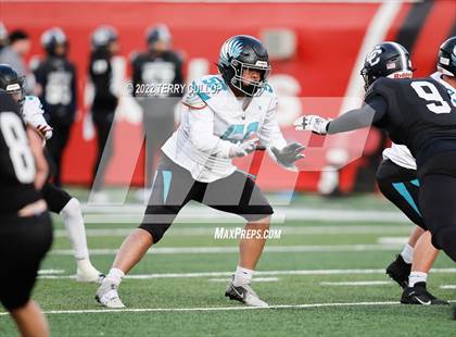 Thumbnail 1 in Corner Canyon vs. Farmington (UHSAA 6A Semifinal) photogallery.