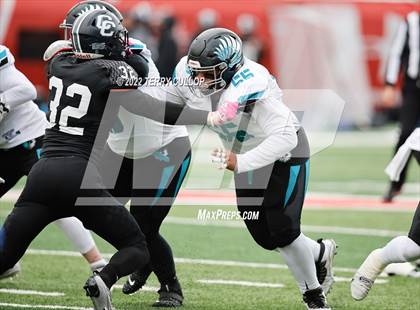 Thumbnail 1 in Corner Canyon vs. Farmington (UHSAA 6A Semifinal) photogallery.