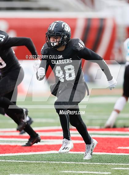 Thumbnail 3 in Corner Canyon vs. Farmington (UHSAA 6A Semifinal) photogallery.