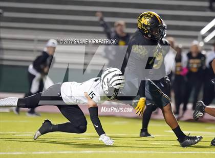 Thumbnail 1 in Grandview vs. Malakoff (3A Division 1 Region 2 Quarterfinal) photogallery.