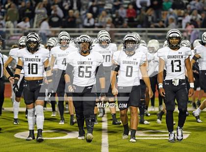 Thumbnail 2 in Grandview vs. Malakoff (3A Division 1 Region 2 Quarterfinal) photogallery.