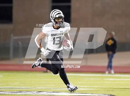 Thumbnail 3 in Grandview vs. Malakoff (3A Division 1 Region 2 Quarterfinal) photogallery.