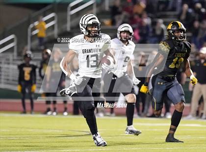 Thumbnail 2 in Grandview vs. Malakoff (3A Division 1 Region 2 Quarterfinal) photogallery.