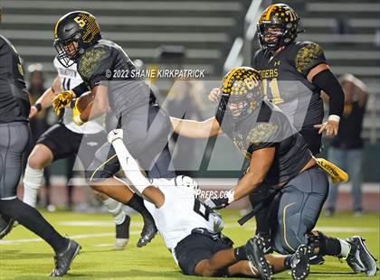 Thumbnail 2 in Grandview vs. Malakoff (3A Division 1 Region 2 Quarterfinal) photogallery.