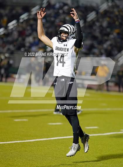 Thumbnail 3 in Grandview vs. Malakoff (3A Division 1 Region 2 Quarterfinal) photogallery.