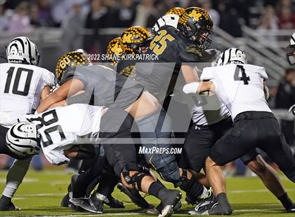 Thumbnail 1 in Grandview vs. Malakoff (3A Division 1 Region 2 Quarterfinal) photogallery.