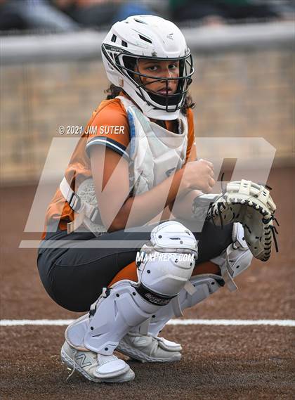 Thumbnail 1 in Caldwell vs Franklin (UIL 3A Bi-District Playoff) photogallery.
