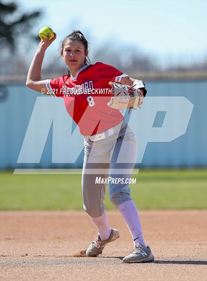 Thumbnail 3 in Bridgeport @ Pottsboro photogallery.