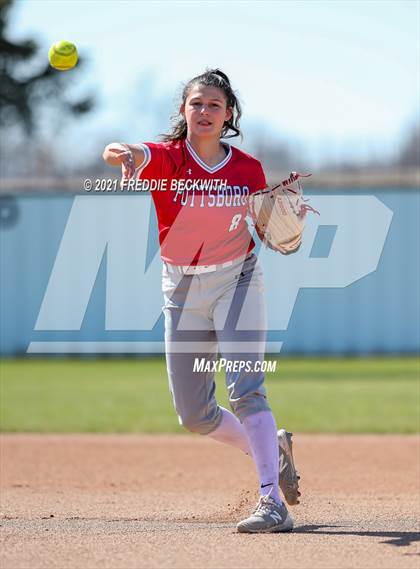 Thumbnail 2 in Bridgeport @ Pottsboro photogallery.