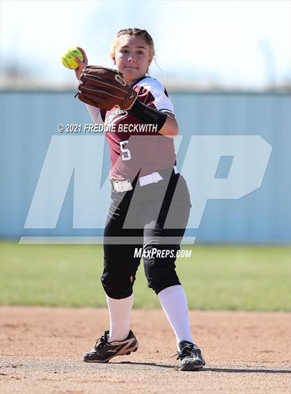 Thumbnail 3 in Bridgeport @ Pottsboro photogallery.