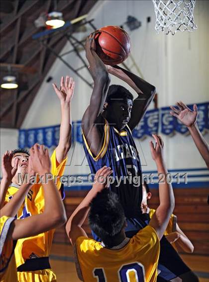 Thumbnail 3 in Alhambra vs Mountain View photogallery.