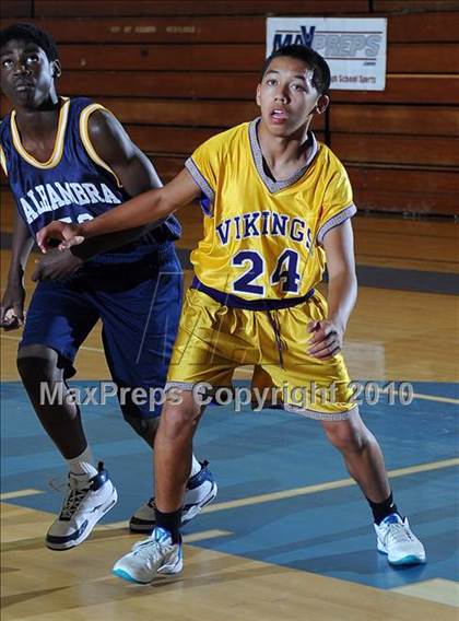 Thumbnail 3 in Alhambra vs Mountain View photogallery.
