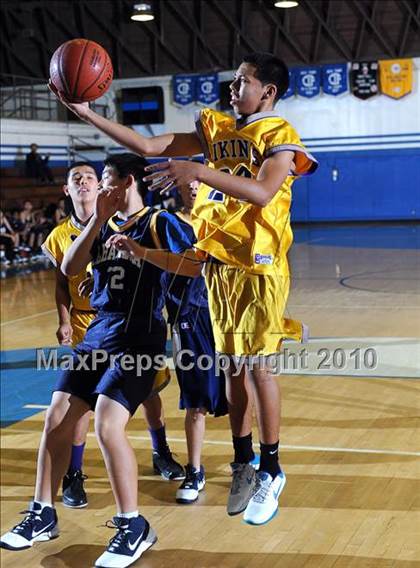 Thumbnail 1 in Alhambra vs Mountain View photogallery.