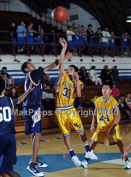 Thumbnail 1 in Alhambra vs Mountain View photogallery.