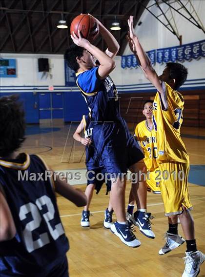 Thumbnail 3 in Alhambra vs Mountain View photogallery.