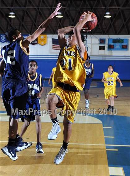 Thumbnail 2 in Alhambra vs Mountain View photogallery.