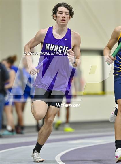 Thumbnail 3 in Taylor HSR Qualifier (4 x 800m Relay) photogallery.