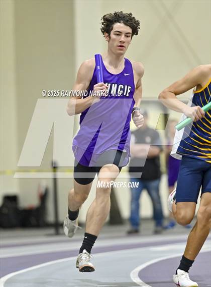 Thumbnail 2 in Taylor HSR Qualifier (4 x 800m Relay) photogallery.