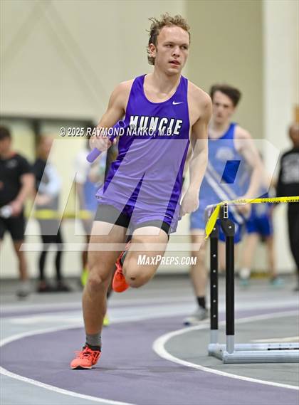 Thumbnail 2 in Taylor HSR Qualifier (4 x 800m Relay) photogallery.