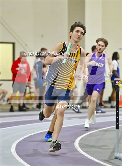 Thumbnail 3 in Taylor HSR Qualifier (4 x 800m Relay) photogallery.