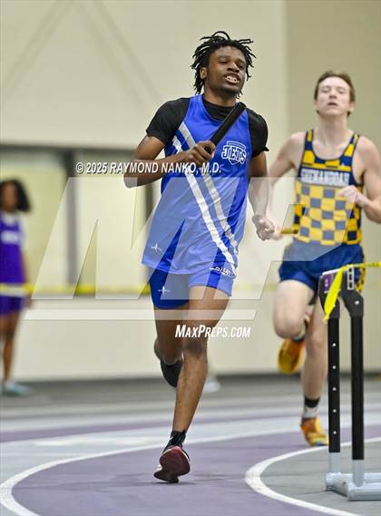 Thumbnail 2 in Taylor HSR Qualifier (4 x 800m Relay) photogallery.
