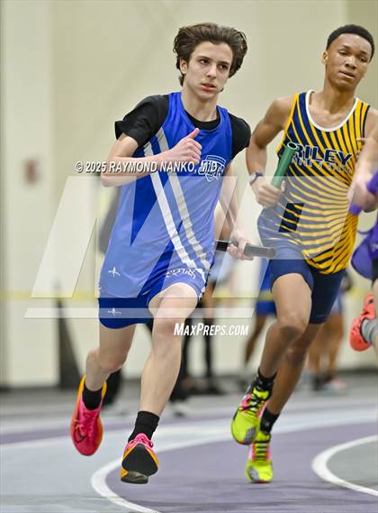 Thumbnail 2 in Taylor HSR Qualifier (4 x 800m Relay) photogallery.