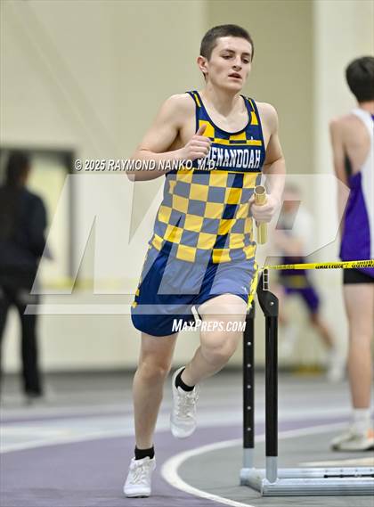 Thumbnail 3 in Taylor HSR Qualifier (4 x 800m Relay) photogallery.