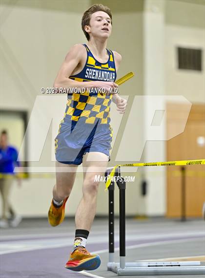 Thumbnail 3 in Taylor HSR Qualifier (4 x 800m Relay) photogallery.